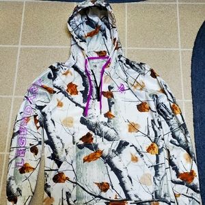 Legendary Whitetails Sweatshirt Size Small
